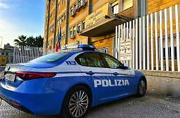 Smantellato il minimarket della droga nel quartiere San Giacomo: era in mano ad un diciassettenne 
