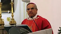 La Procura chiede due anni di carcere per il vescovo di Piazza Armerina Rosario Gisana