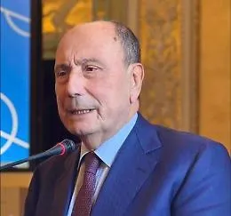 Swg, nella classifica dei governatori italiani pi&ugrave; graditi ci sono Zaia e Fedriga, Schifani ultimo