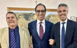 Fratelli d'Italia a due velocit&agrave; per sciogliere il nodo Ragusa