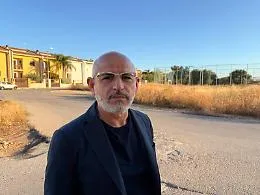 Vittoria, Scuderi: "Combattono le fumarole con i post e con le parole, ma risultati zero"