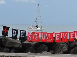 Flotilla a 130 miglia da Gaza: avvicinata nella notte da imbarcazioni non identificate