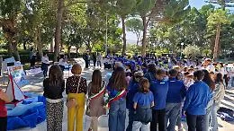 Vittoria, gli studenti e la solidariet&agrave;: incontro alla villa comunale