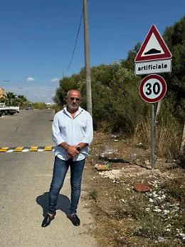 Vittoria, installati i dossi rallentatori in via Troisi