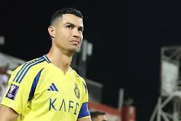 Cristiano Ronaldo segna un altro gol: &egrave; il primo calciatore miliardario