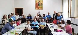 Gela, a San Giacomo un albero di lana e speranza: l'inclusione prende forma