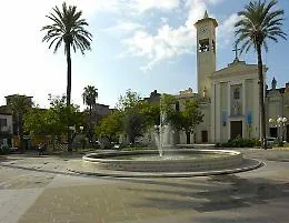 Dopo la rissa di piazza Manin a Vittoria, parlano i sacerdoti: "Non cediamo alla cultura del sopruso"