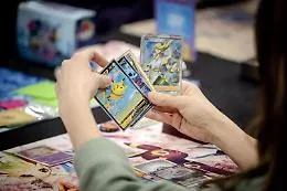 Le carte Pok&eacute;mon: il nuovo Rolex dei collezionisti (e dei ladri)