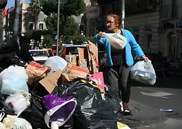 Rifiuti, venerd&igrave; niente raccolta per lo sciopero degli operatori: &laquo;Solo servizi essenziali&raquo;