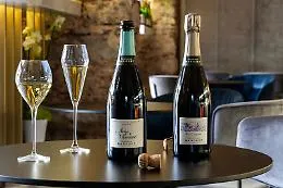 Champagne Day a Pamoch&agrave;: serata open tra calici, pizze d'autore e abbinamenti gourmet