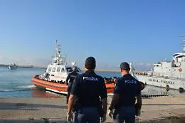 Fa rientro in Italia nonostante fosse stato colpito da un decreto di respingimento, egiziano 21enne arrestato a Pozzallo