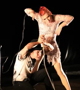 Ucci Ucci: teatro, circo e favole rivolte a famiglie e bambini