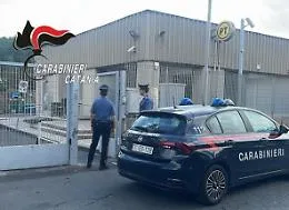 Punt&ograve; un taglierino alla gola del direttore e rapin&ograve; l'ufficio postale di Mascalucia: arrestato