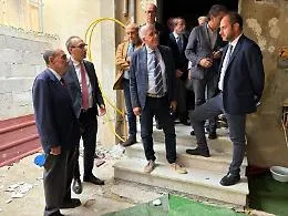 Schifani a Borgo Nuovo: &laquo;La Regione stanzier&agrave; le risorse per ripristinare l'appartamento vandalizzato&raquo;
