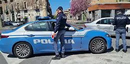 Danneggia sette auto in sosta in via Archimede: denunciato immigrato senza fissa dimora