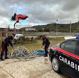 Furto di cavi di rame in un'azienda nel Messinese: arrestati quattro catanesi