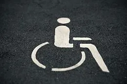 Disabili: la citt&agrave; che resta inaccessibile nell'attesa senza fine del Peba