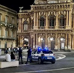 Controlli interforze a Catania: movida sotto controllo, 317 persone identificate e sei parcheggiatori abusivi sanzionati