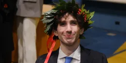 Rimane invalido dopo essere stato colpito da una bici a Torino, Mauro Glorioso si &egrave; laureato
