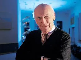 Addio a James Watson, il Nobel che svel&ograve; la doppia elica del Dna