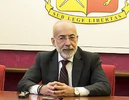 Guerra al gioco illegale: il questore chiude una sala scommesse abusiva