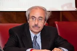 Raffaele Lombardo e la mezza marcia indietro sulla  Giunta regionale da azzerare: &laquo;Non ho chiesto di silurare gli assessori&raquo;