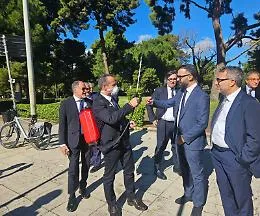 Mozione di sfiducia a Schifani, botta e risposta tra De Luca e il centrosinistra: &laquo;Se vi dimettete, lo facciamo anche noi&raquo;