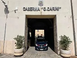 Pistole nel forno e armi lanciate dalla finestra: due arresti tra Villabate e Brancaccio