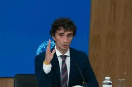 Bignami (FdI): &laquo;Consiglieri del Colle contro il Governo&raquo;. Il Quirinale: &laquo;Accuse ridicole&raquo;. Poi Fazzolari prova a spegnere l'incendio