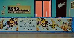 Gelosia per l&rsquo;ex fidanzato: aggressione al liceo artistico Ernesto Basile, vittima picchiata 