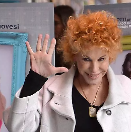 Vanoni, le ultime telefonate di Ornella: &laquo;Mi sento strana ma mi metteranno a posto&raquo;