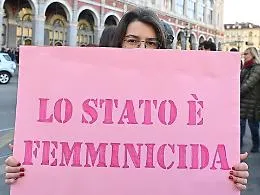 &laquo;Senza consenso non &egrave; amore, &egrave; reato&raquo;: il ddl si ferma in Senato nel giorno contro la violenza sulle donne
