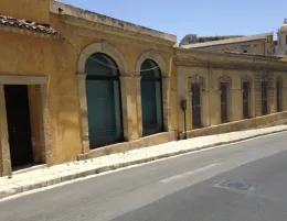 Ragusa: gli universitari costretti a lasciare casa Castillett, residenza Ersu