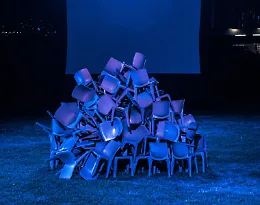 Rassegna &ldquo;AltreScene&rdquo;, &ldquo;Le sedie&rdquo; di Stalker Teatro fa del pubblico una parte socialmente attiva della scena