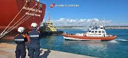 Mercantile in fiamme al porto di Pozzallo, ma era un'esercitazione