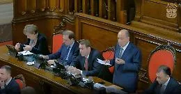 Respinta la mozione di sfiducia a Schifani, solo tre assenti e maggioranza compatta