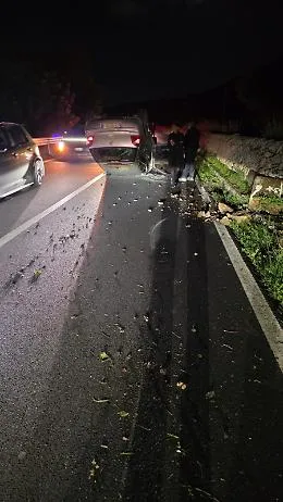 Auto si ribalta sulla Comiso-Ragusa, il conducente salvato da un volontario dell'associazione vittime della strada