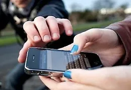 Vittoria,  aggrediscono e rubano il cellulare a un ragazzino di 10 anni