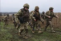 Piano di pace in Ucraina, il New York Times: &laquo;Previsto rafforzamento dell'esercito di Kiev&raquo;