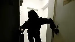 Mazara del Vallo: dieci anni di carcere un ladro seriale  dopo una serie di furti e danneggiamenti