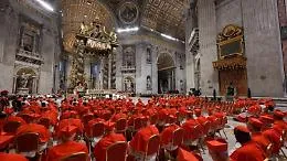 Primo concistoro straordinario del pontificato di Leone XIV: due giorni di comunione e riflessione 