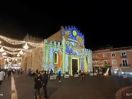 Taormina, &egrave; pienone per il periodo natalizio