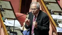 &ldquo;Concorsi con il vincitore gi&agrave; scritto&rdquo;: la denuncia di Andrea Crisanti che riapre il dossier-Universit&agrave;