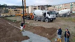 Messina, iniziano i lavori a Fondo Basile: 60 alloggi green dove c'era la baraccopoli