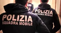 Abusava di un 14enne "fragile" nei momenti in cui doveva accudirlo: arrestato un infermiere di 63 anni