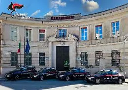 Guida in stato di ebbrezza, detenzione di materiale esplodente e pistola senza tappo rosso in auto: quattro denunce in provincia di Ragusa