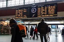 Gennaio di fuoco sui trasporti: il calendario completo degli scioperi che cambieranno i nostri spostamenti