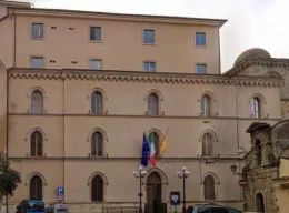 Elezioni a Enna, conto alla rovescia: candidati, coalizioni in bilico e centrodestra spaccato