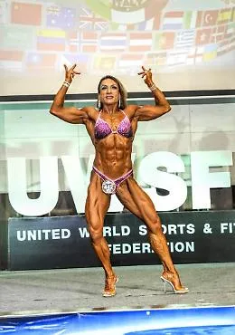 Mondiali di body building, l'agrigentina Giusy Cimino vince due medaglie d'oro