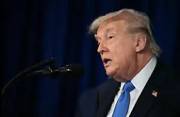Trump senza freni, minacce a Colombia e Messico e rilancia sulla Groenlandia: &laquo;Gli Usa ne hanno bisogno&raquo;. Ma persino Londra prende le distanze